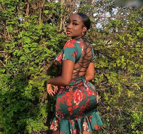 Sandra Lambeck free pornstar image