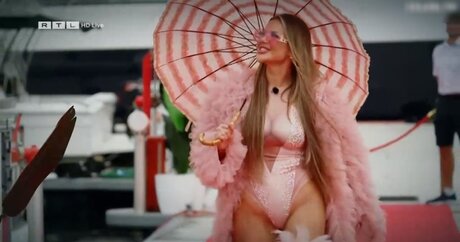 moms onlyfans sex photo