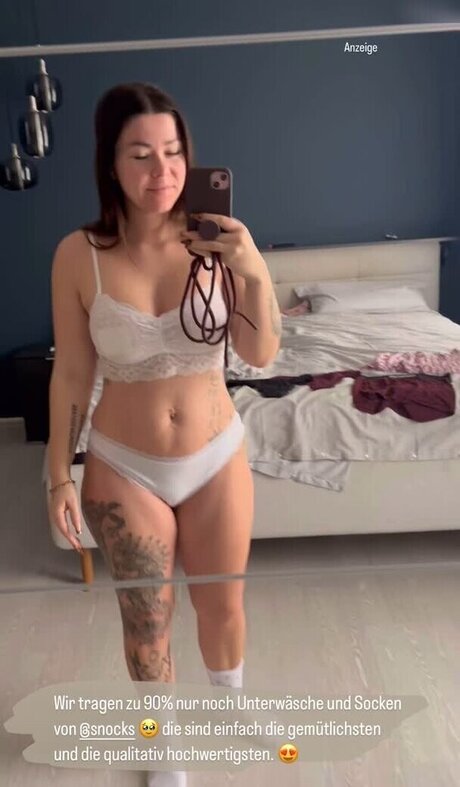 Die Meedtis model xxx pictures