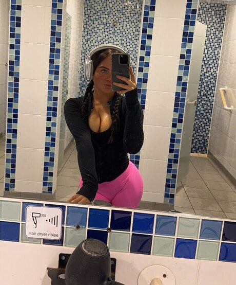 Ciara Wilmot pornstar exclusive pic