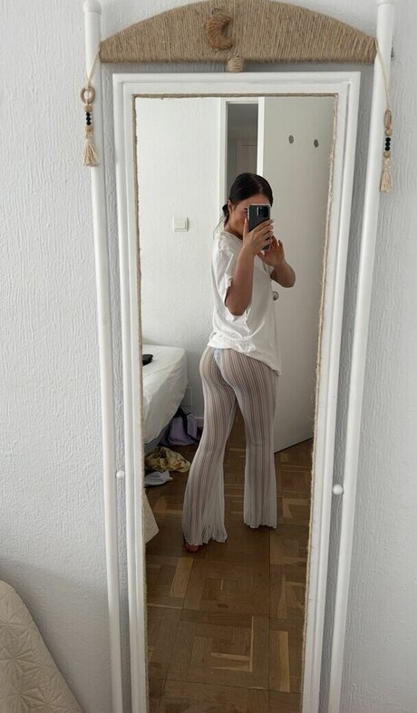 ebony feet onlyfans nude picture