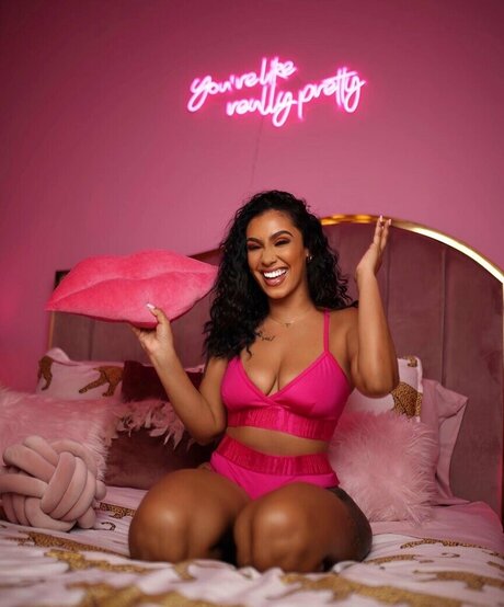 giantess onlyfans nude pictures