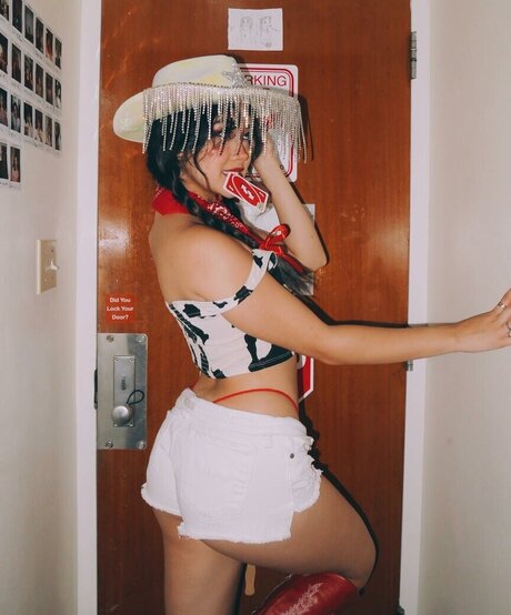 Choi Eun model art image