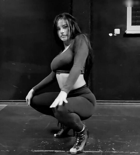 Ivana Santacruz xxx actress picture