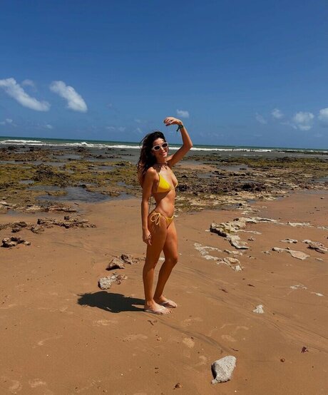 Michelle Batista pornstar hd img