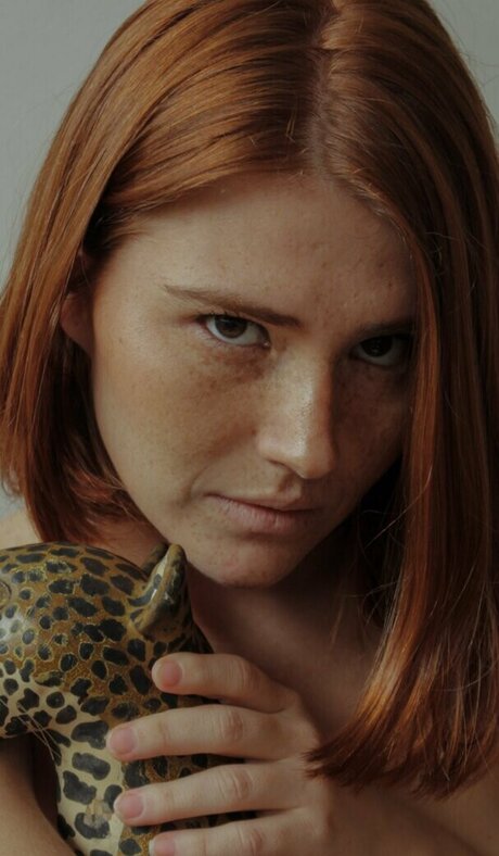 Mariah De Moraes pornstar adult gallery