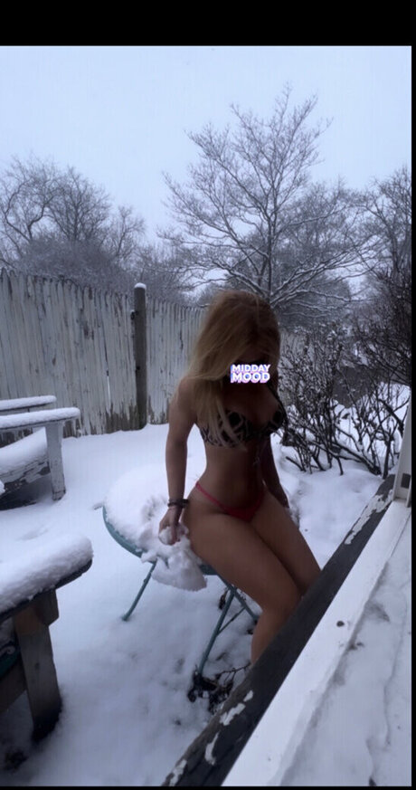 beach blowjob onlyfans adult pics