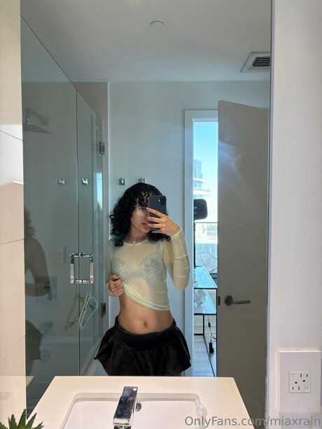 miaxrain erotic pornstar pictures