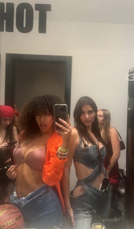 bisexual couple onlyfans pornos images