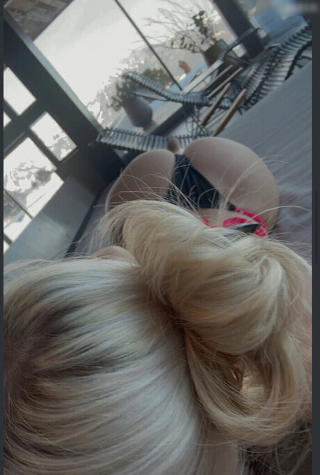 dripping wet pussy onlyfans hot xxx picture