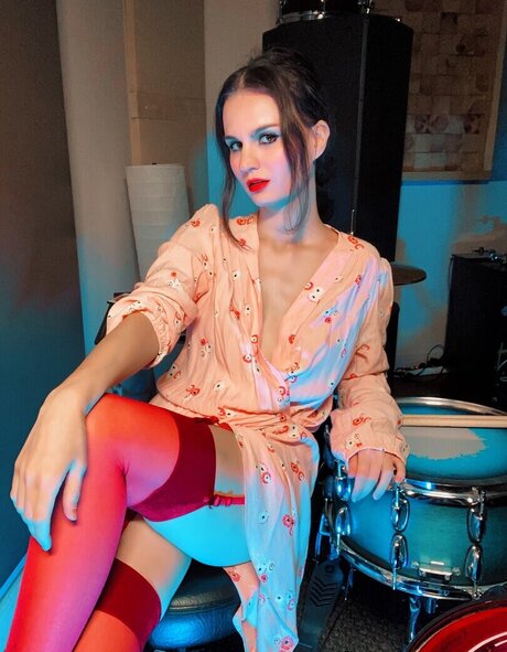 Tonya Rozatti free model galleries