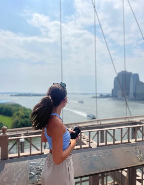 Carla Bezanson model beautiful image