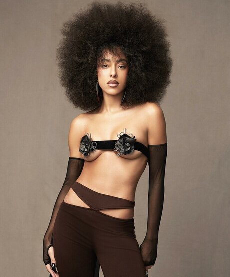 Yara Charry xxx pornstar pictures