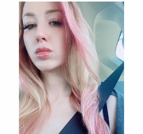 Alaina Taylor nude pornstar galleries