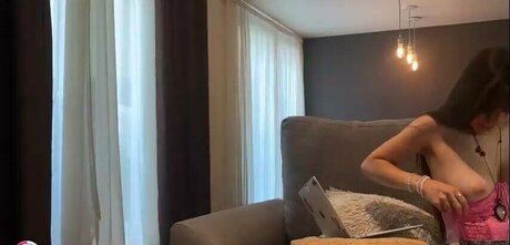 avagothgirl erotic model pics