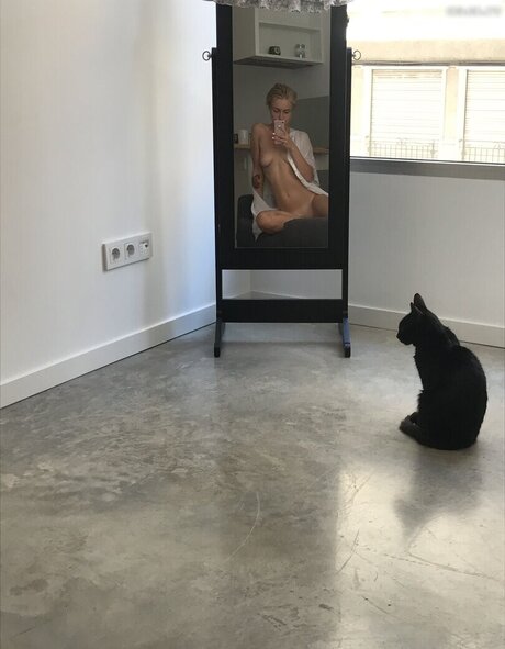 asian feet onlyfans adult pics