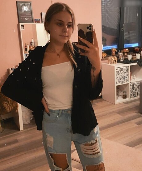 teen lingerie onlyfans free porn images