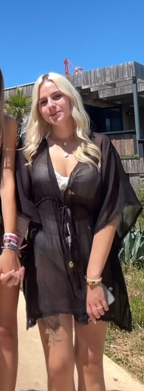 Wollnys model nice photos