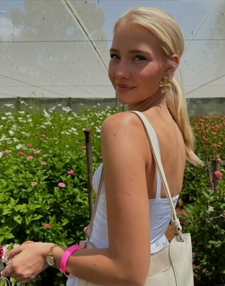 Juliet Small best actress galleries