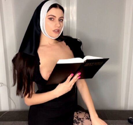 Yournastya star high quality images