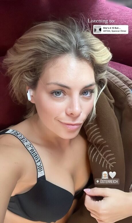 Chany Dakota beautiful star images