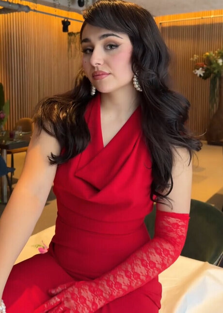 Alessandra Mele top model pics