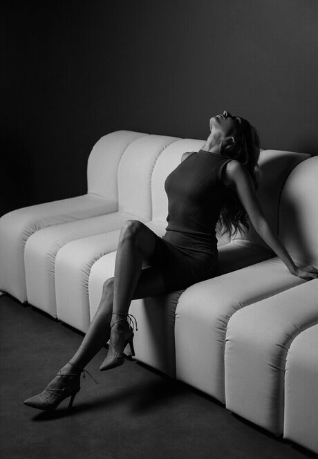 Natalie Avo_ nude star photos