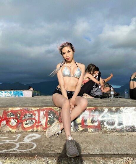 Nina Huang star naked pic