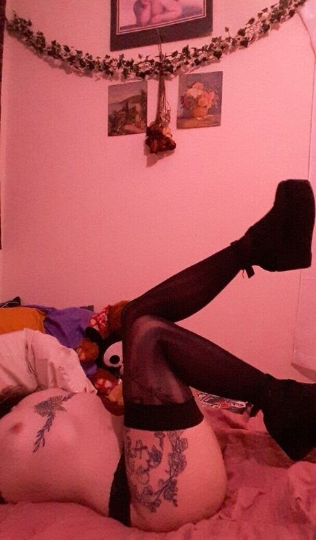 japanese teen onlyfans naked gallery