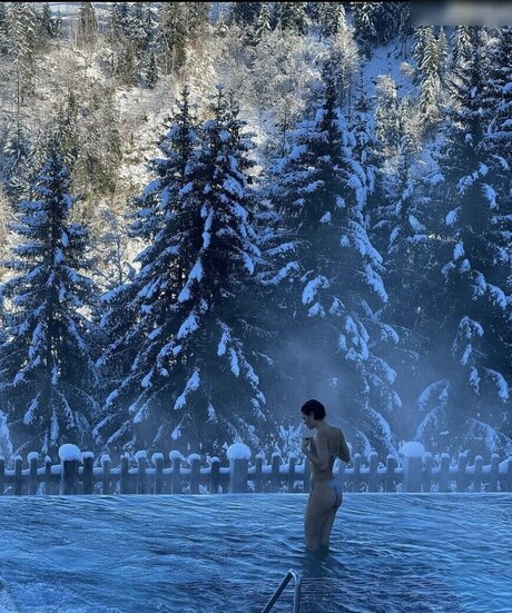 Sarah Posch hot pornstar picture