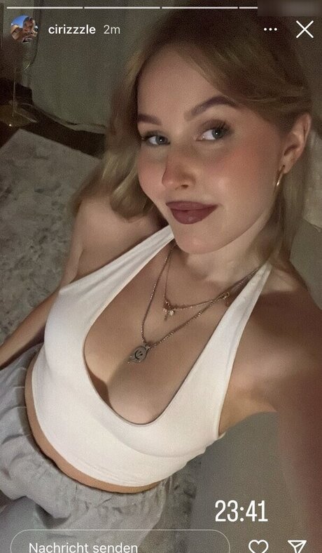 Cirizzle model beautiful img