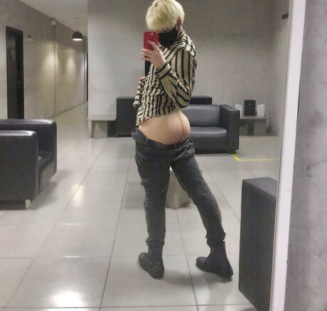 gay young onlyfans art nude photo