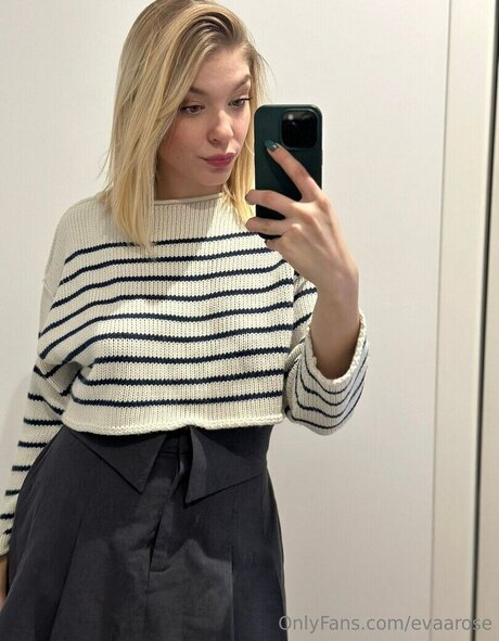 Evaarose pornstar perfect pics