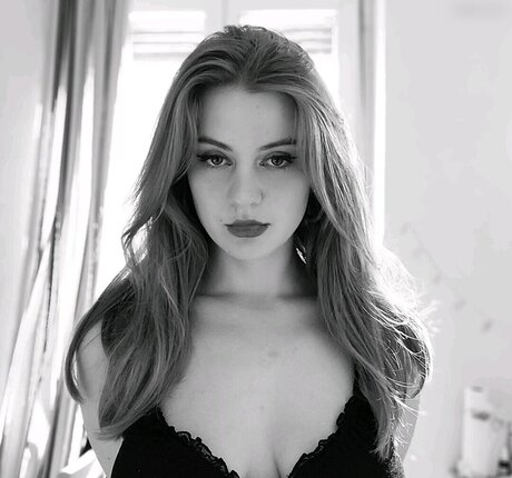 Lorene Laplusbelle star high quality photo