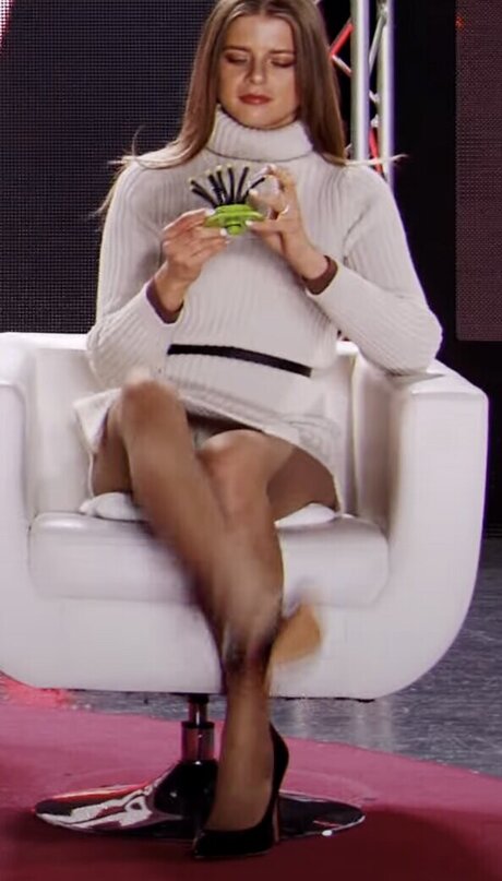 dripping wet pussy onlyfans hot pic