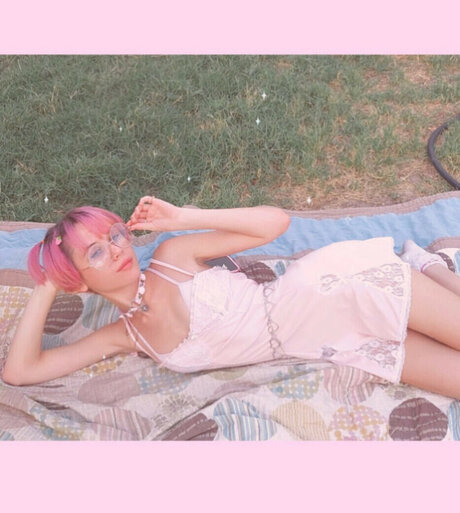 Strawbabyboy porn model photos