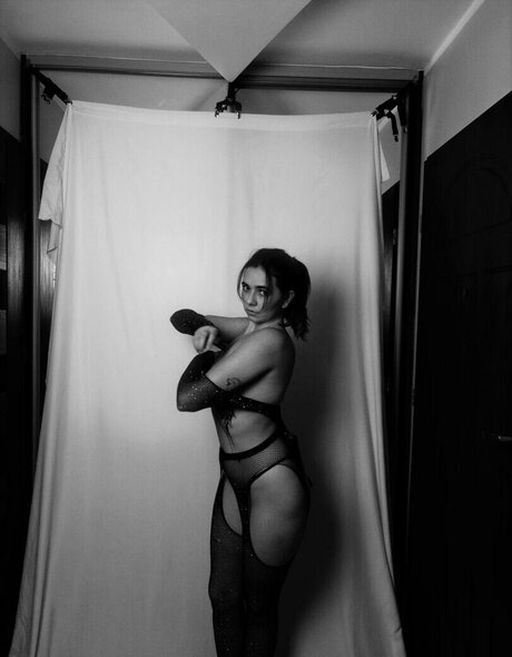 yulkachash model adult galleries