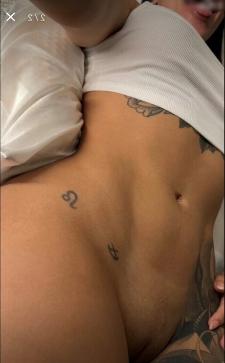 Breezyfoxx star hot pics