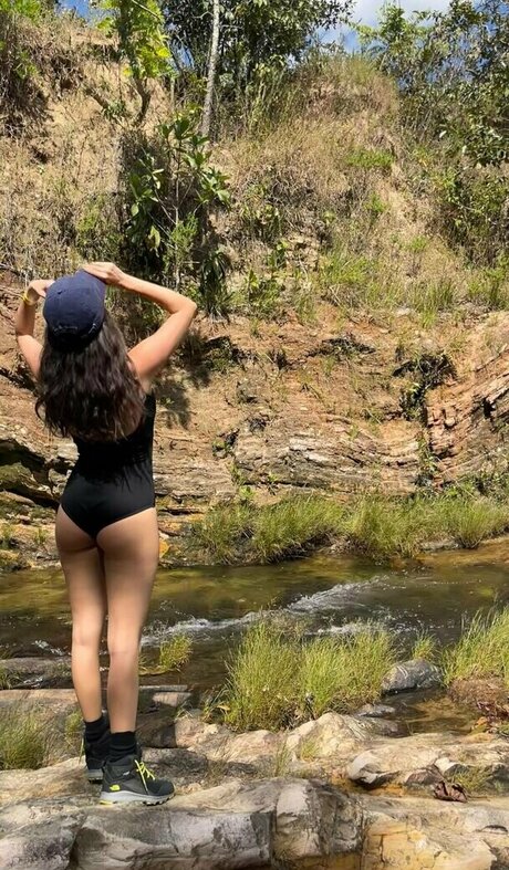 Amanda De Godoi pornstar perfect picture