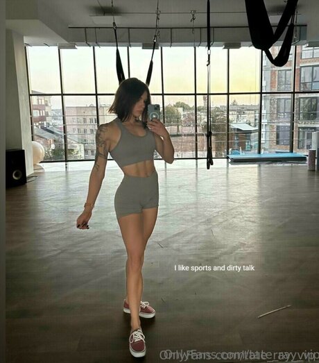 Tate ray pretty pornstar picture