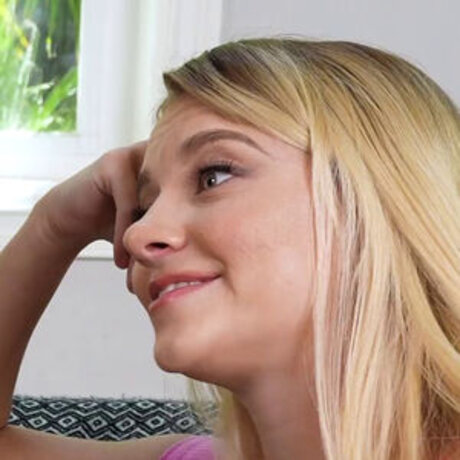 BreedingMaterial pretty model pics