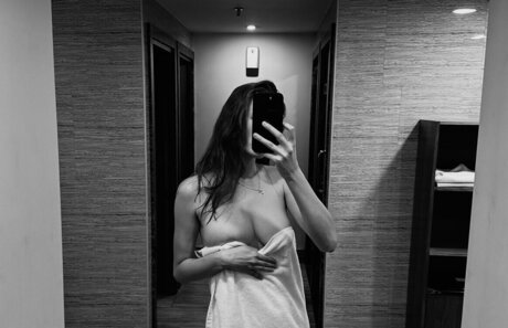 Yapishukino high quality model pic