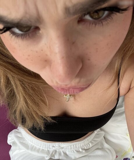 latina solo onlyfans sexy nude pictures