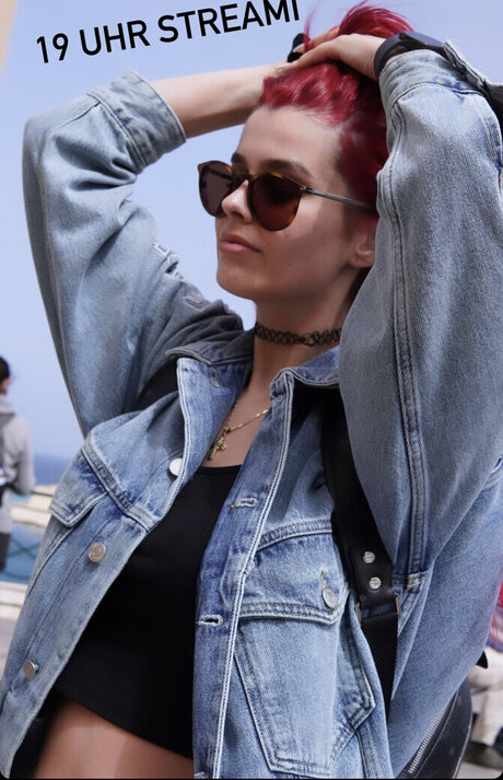 teen footjob onlyfans erotic pic