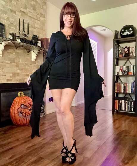 Kristy Adams erotic pornstar image