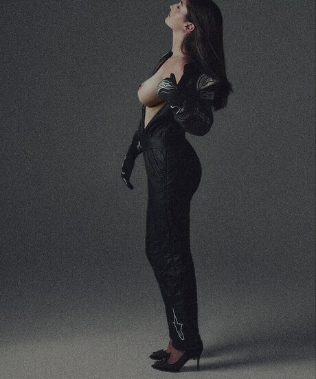 Lia Block pornstar exclusive photos