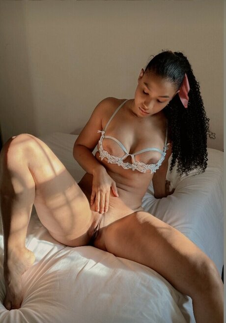 ellie blaketv porn star photo