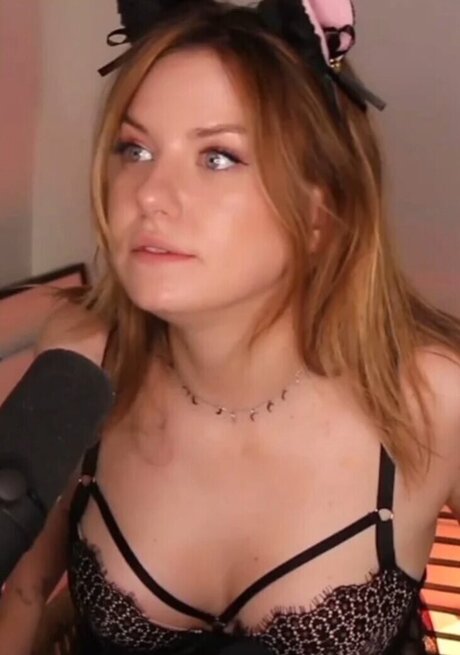 asian yoga onlyfans sex image