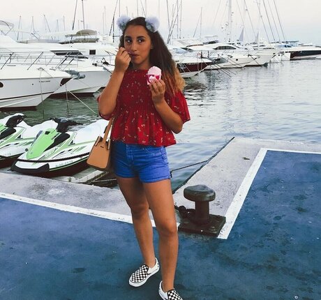 Joanachlips hd actress gallery