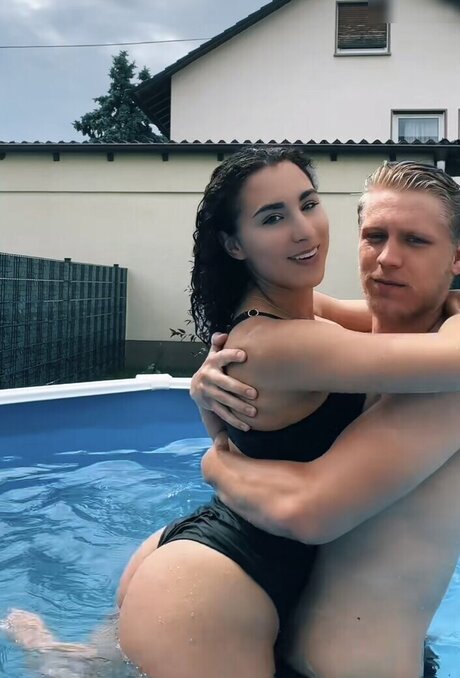 Joanachlips pornstar sexy pic